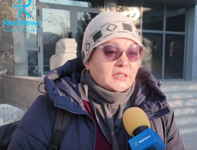 Боловсролын Зээлийн сангийн захирал асан О.Сийлэгмаа: Засгийн газрын тэтгэлгээр журам зөрчин орж ирж байгаа 13 оюутан бүгд хятад оюутнууд. Энэ шийдвэр хэрэгжвэл төсөвт 2 тэрбум төгрөгийн зөрчил үүсэх учраас сайдын тушаалыг биелүүлээгүй юм.